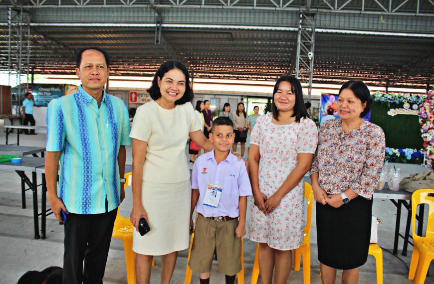 ลงพื้นที่เยี่ยมชมสถานที่จัดงานฯพร้อมให้กำลังใจ ในการจัดงานการแข่งขันงานศิลปหัตถกรรมนักเรียน ครั้งที่…