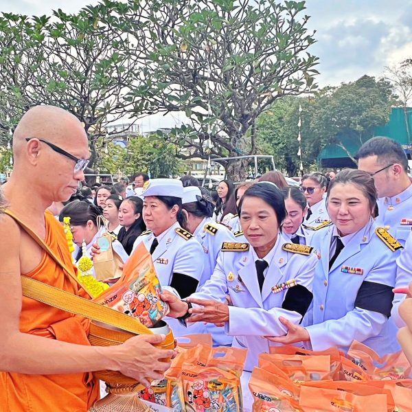 สพป.นครปฐม เขต ๑ เข้าร่วมกิจกรรมเนื่องในวันคล้ายวันพระบรมราชสมภพ พระบาทสมเด็จพระบรมชนกาธิเบศร มหาภูม…