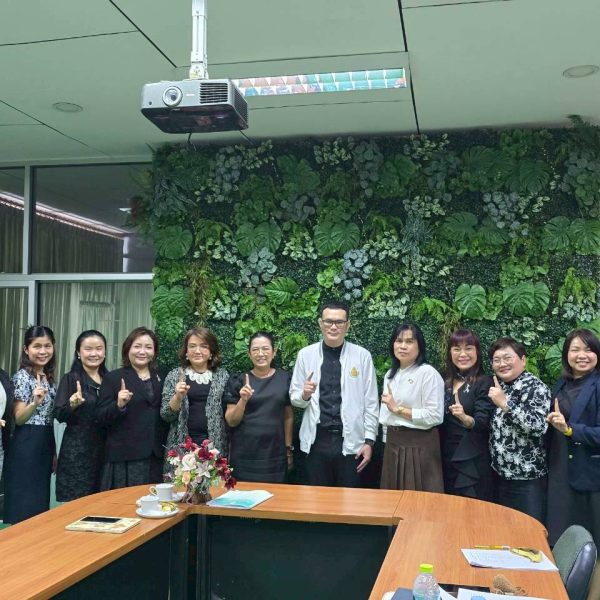 ประชุมคณะศึกษานิเทศก์ ในแนวทางการนิเทศการศึกษา วิเคราะห์วิจัย ติดตาม ตรวจสอบและประเมินผลการพัฒนาระบบ&hellip;