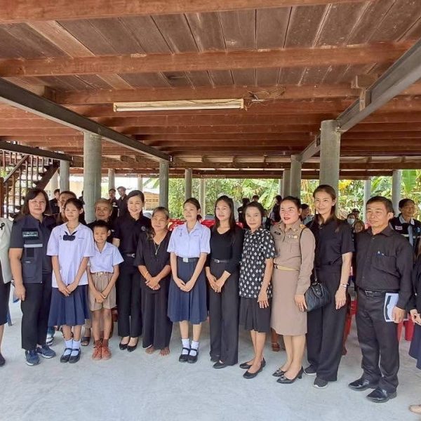 สพป.นครปฐม เขต ๑ ลงพื้นที่ตรวจเยี่ยมติดตาม ดูแล นักเรียนทุนพระราชทาน ม.ท.ศ. รุ่นที่ ๑๕ – ๑๗ ปร&hellip;