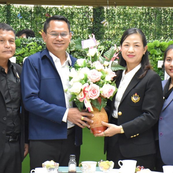 สพป.นครปฐม เขต 1 ให้การต้อนรับคณะศึกษาดูงาน จากสพม.จันทบุรี ตราด ตามนโยบายการพัฒนาบุคลากร เพื่อแลกเป&hellip;