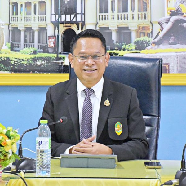 ผอ.สพป.นครปฐม เขต ๑ เข้าร่วมการประชุมผู้บริหาร สพฐ.ครั้งที่ ๓๗/๒๕๖๙ ผ่านสื่ออิเล็กทรอนิกส์ Zoom Meet…